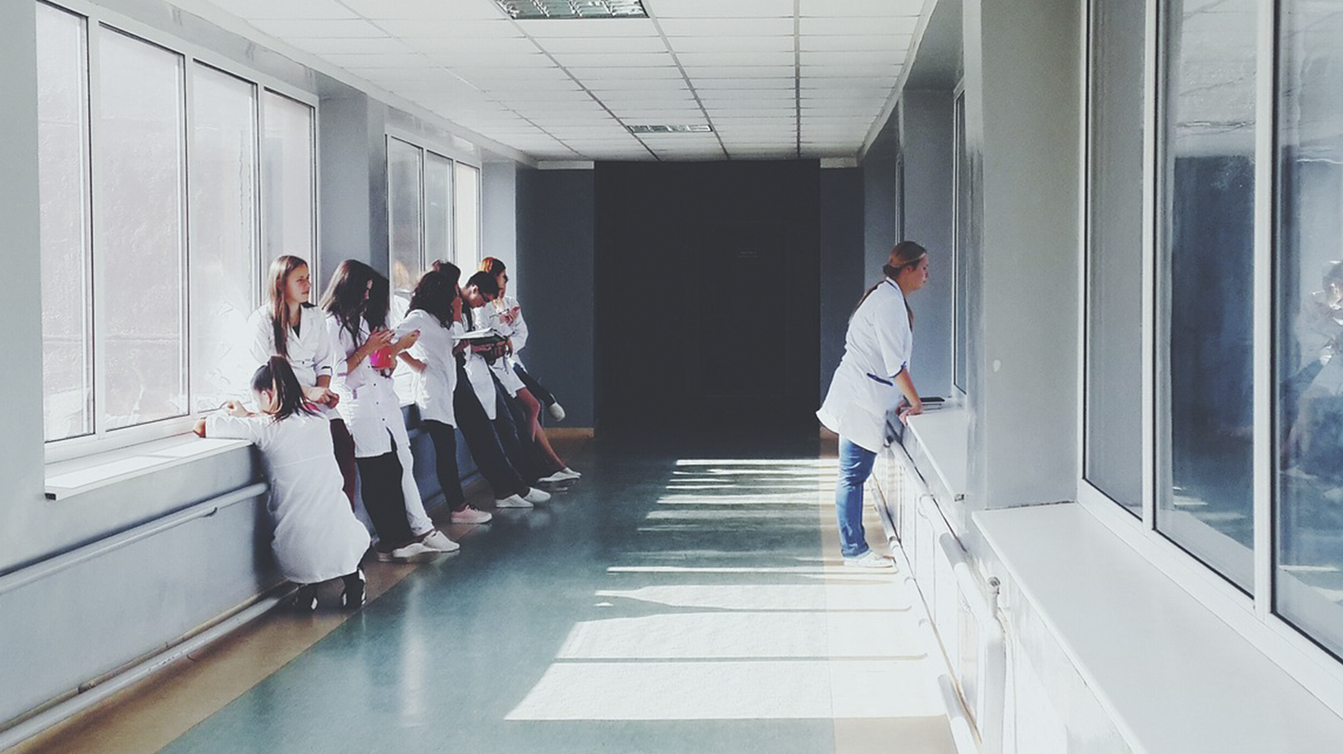 Nemocnice Na Homolce a Český červený kříž hledají dobrovolníky